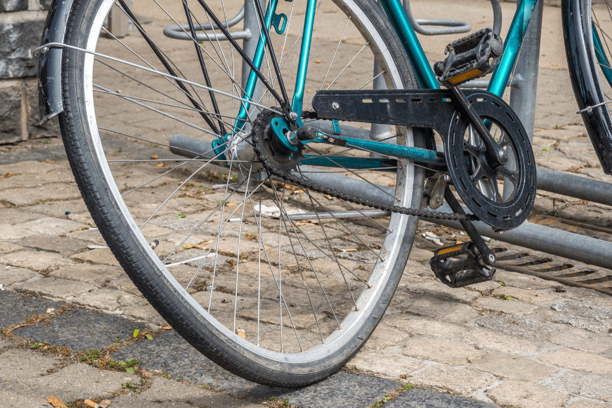llanta bicicleta doblada